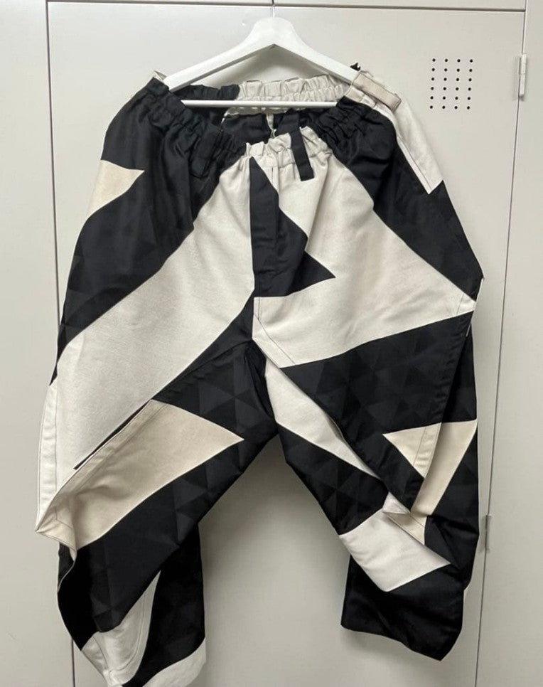 Issey Myake Mantel & Hose